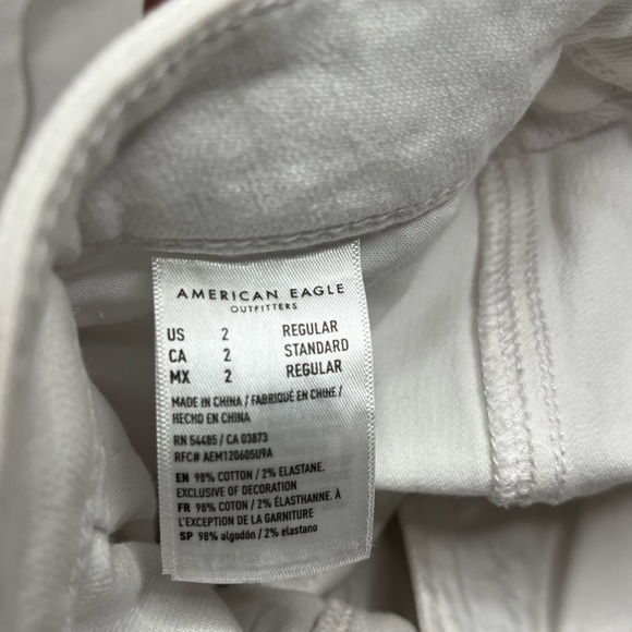 AE White Straight Cut Jeans - Picture 10 of 11